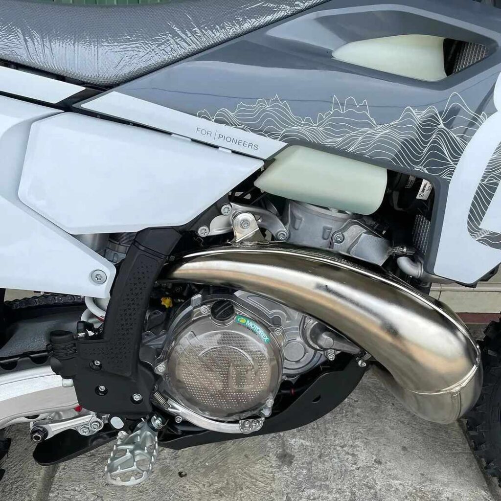 2024-Husqvarna-TE-300-PRO4