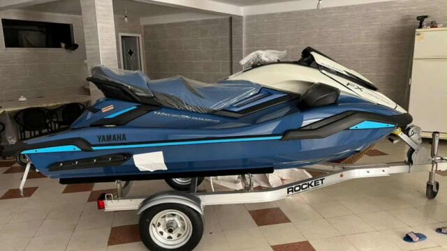 2025-Yamaha-WaveRunner-FX-Limited-SVHO-5