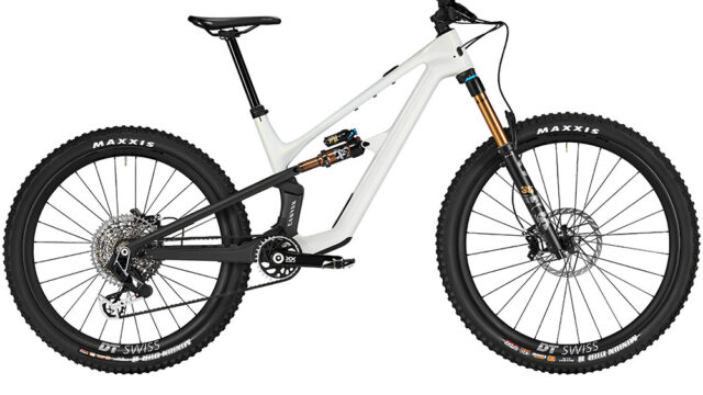 2024-canyon-spectral-cf-ltd-mountain-bike