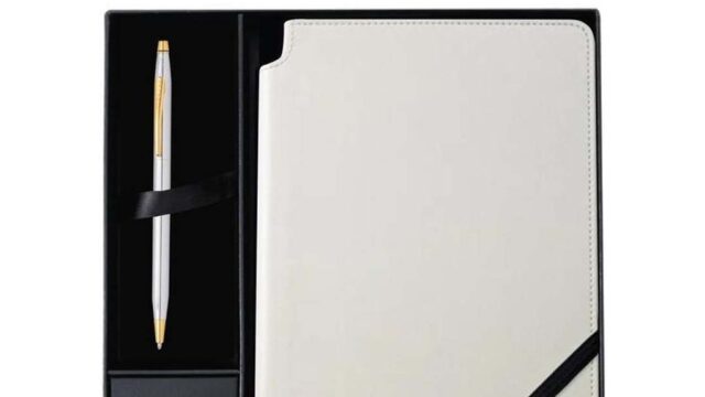 Cross-Classic-Century®-Medalist®-Ballpoint-Pen-with-Classic-White-Journal-Gift-Set