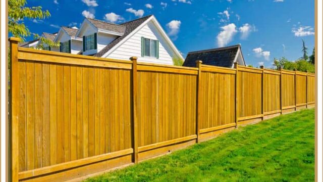 2Red-Meranti-Wood-Privacy-Fence