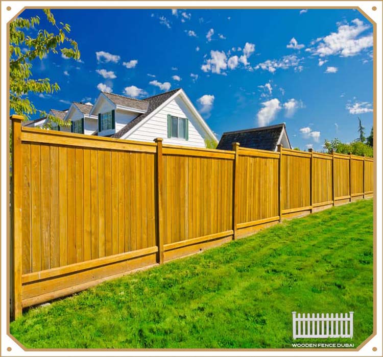 2Red-Meranti-Wood-Privacy-Fence