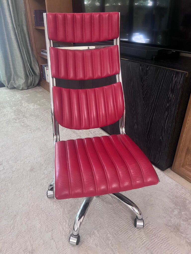 Chair001